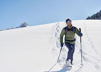 Guided snow shoe hike - Ski school Warth