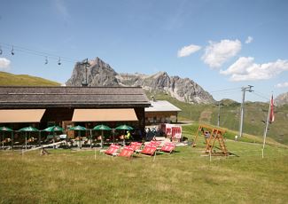 Hot stone on the Hochalphütte
