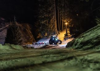 Rodelabend in Warth mit Traktorauffahrt