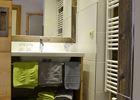 KINDERSCHNEE, Shared room, separate toilet and shower/bathtub, 2 bed rooms