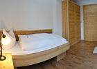 KINDERSCHNEE, Shared room, separate toilet and shower/bathtub, 2 bed rooms